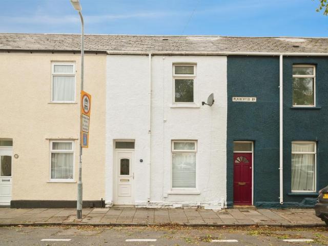 2 bedroom terraced house for sale