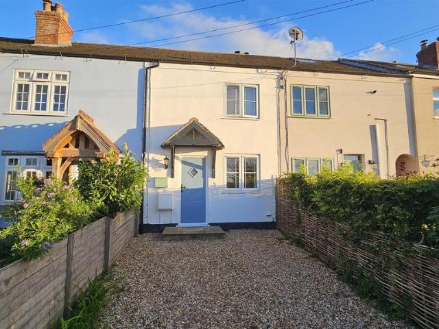 2 bedroom terraced house for sale