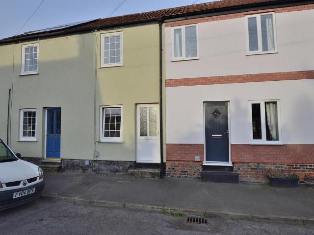 2 bedroom terraced house for sale