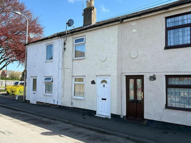 2 bedroom terraced house for sale