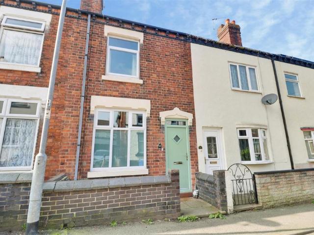 2 bedroom terraced house for sale
