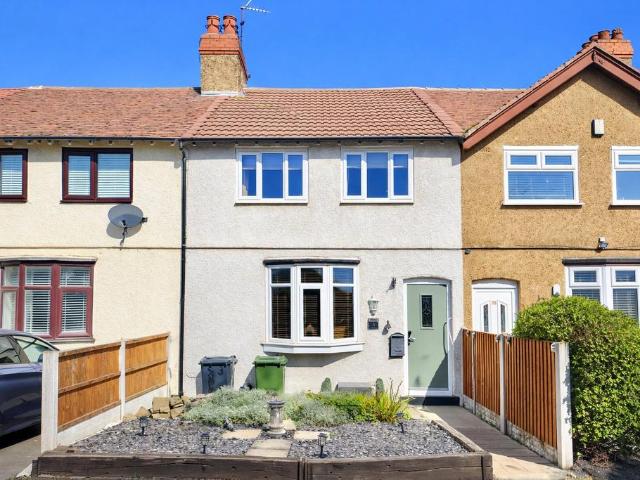 2 bedroom terraced house for sale