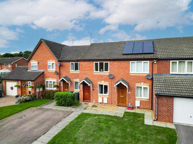 2 bedroom terraced house for sale