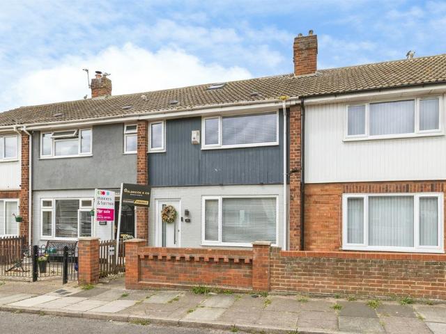 2 bedroom terraced house for sale