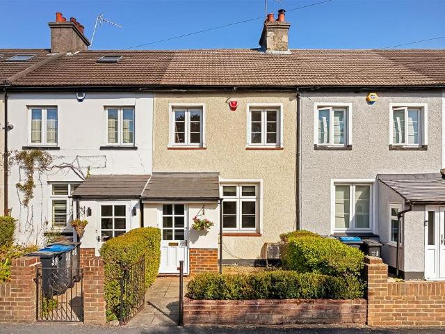 2 bedroom terraced house for sale
