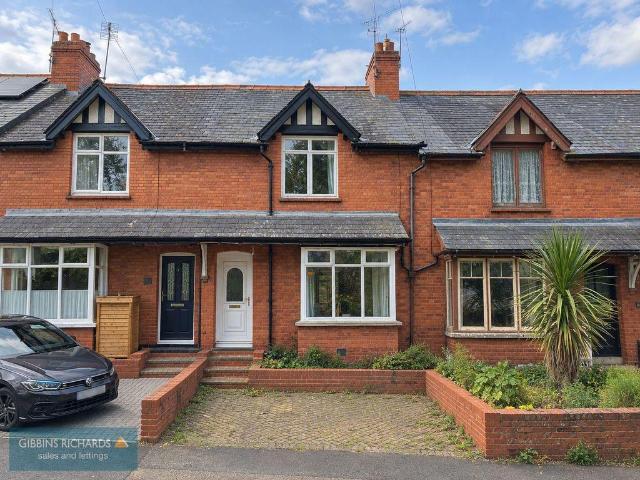 2 bedroom terraced house for sale