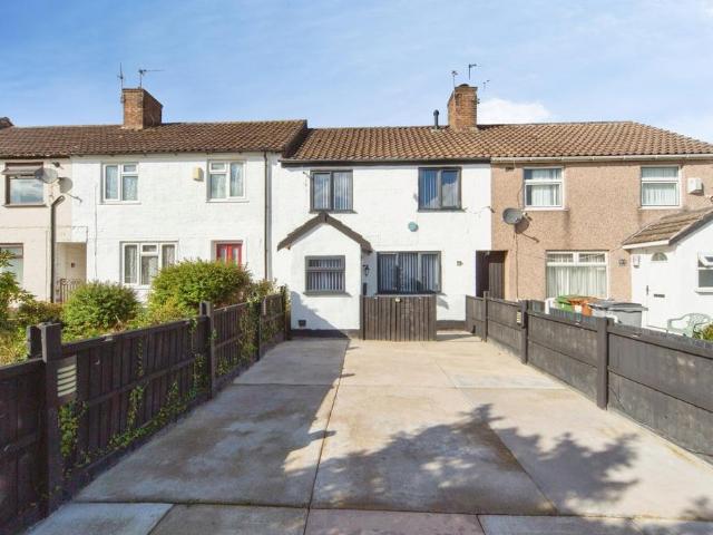 2 bedroom terraced house for sale