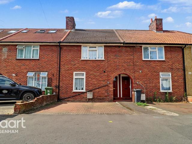 2 bedroom terraced house for sale