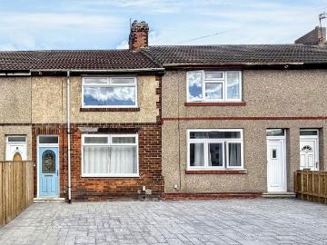 2 bedroom terraced house for sale