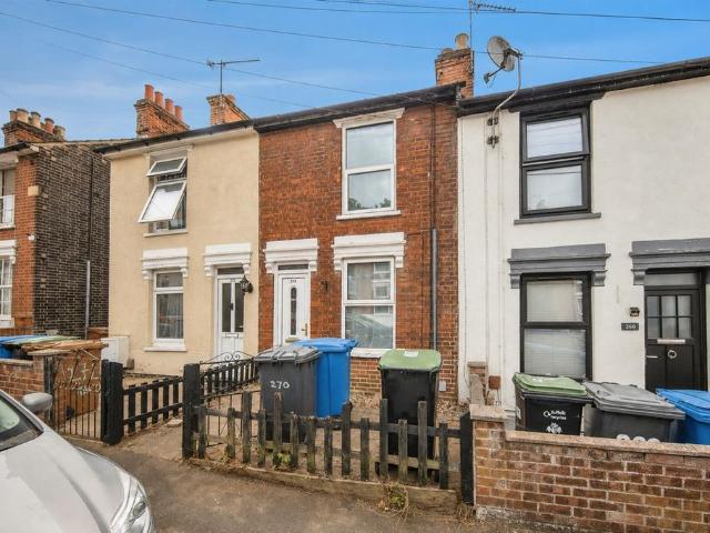 2 bedroom terraced house for sale
