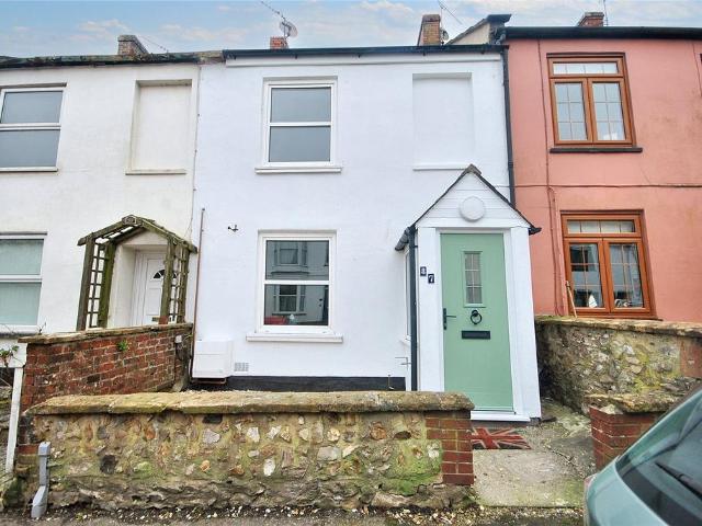 2 bedroom terraced house for sale