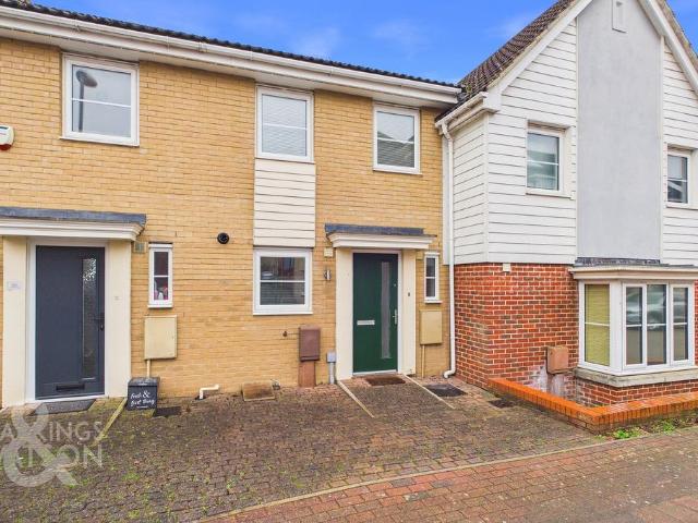 2 bedroom terraced house for sale