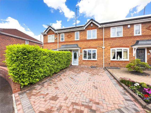 2 bedroom terraced house for sale