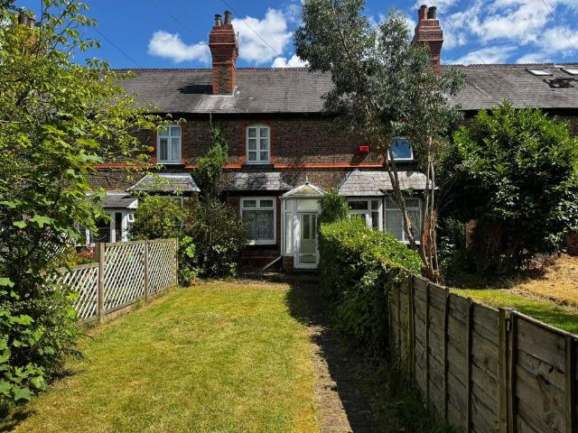2 bedroom terraced house for sale