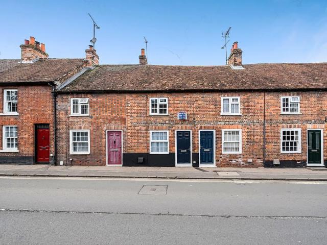 2 bedroom terraced house for sale