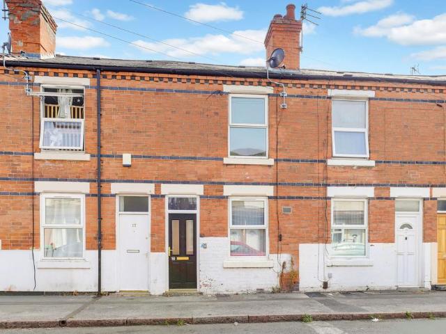 2 bedroom terraced house for sale