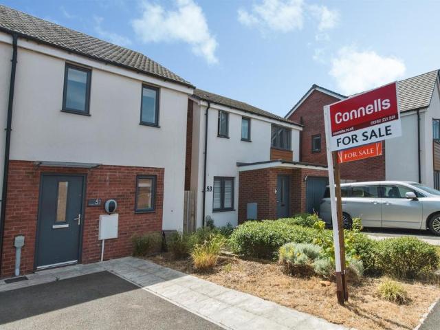 2 bedroom terraced house for sale