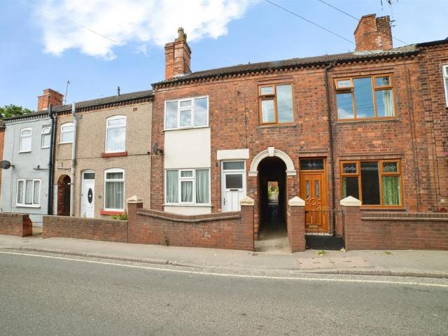 2 bedroom terraced house for sale