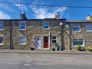 North East, North England - Fireplace, Equipped kitchen