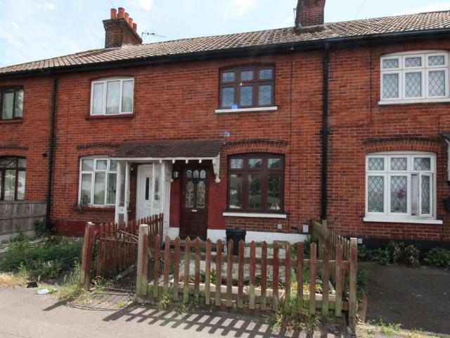 2 bedroom terraced house for sale