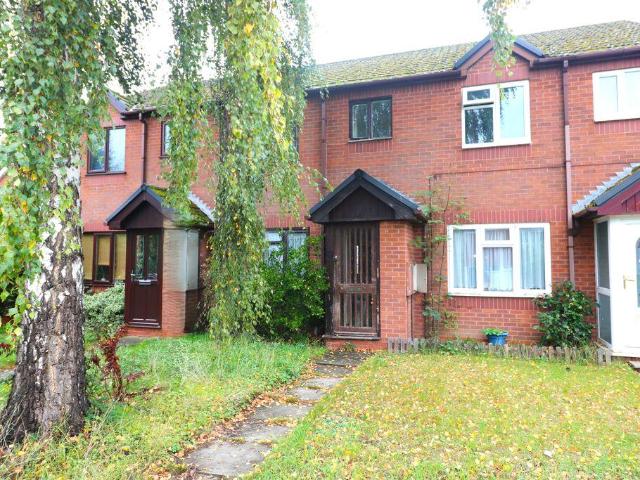 2 bedroom terraced house for sale