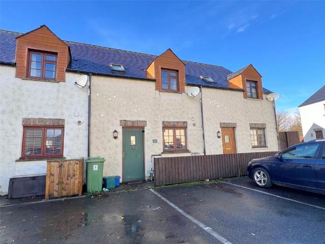 2 bedroom terraced house for sale