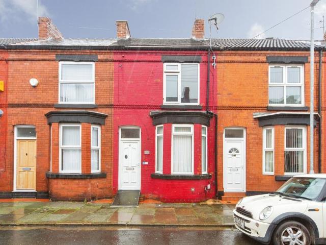 2 bedroom terraced house for sale