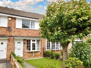 2 bedroom terraced house for sale