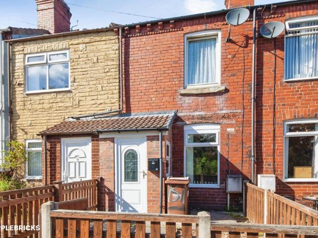 2 bedroom terraced house for sale