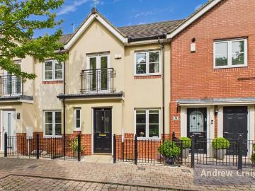2 bedroom terraced house for sale