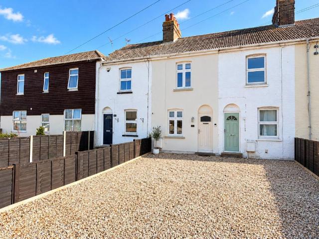 2 bedroom terraced house for sale