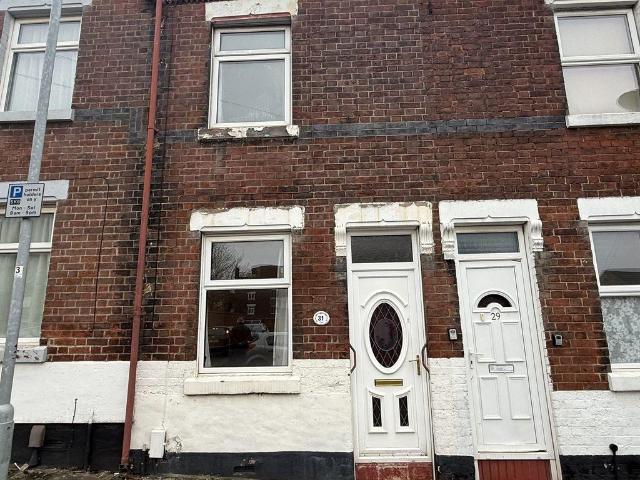 2 bedroom terraced house for sale