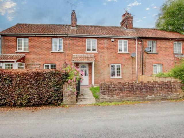 2 bedroom terraced house for sale