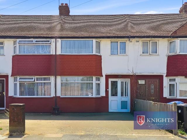 3 bedroom terraced house for sale