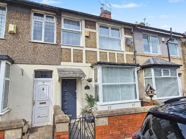 2 bedroom terraced house for sale