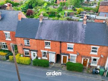 2 bedroom terraced house for sale