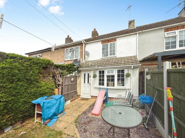 2 bedroom terraced house for sale