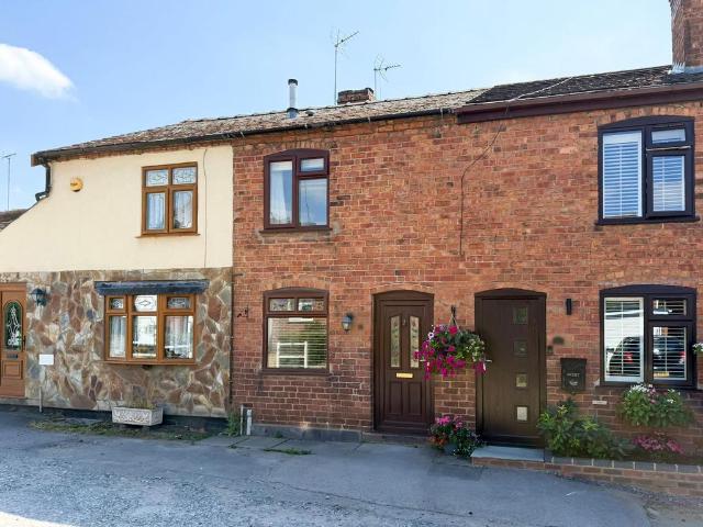 2 bedroom terraced house for sale