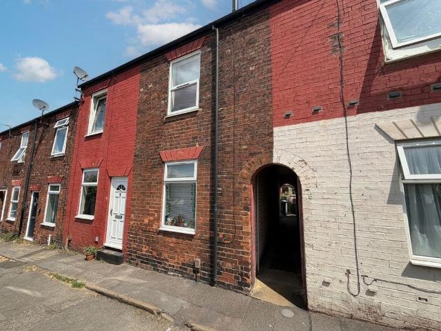 2 bedroom terraced house for sale
