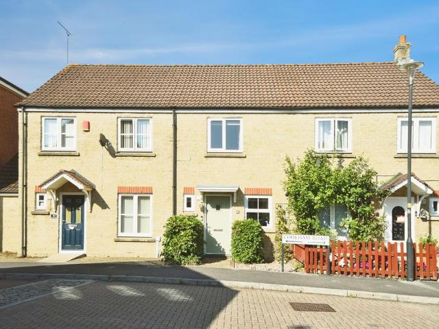 2 bedroom terraced house for sale