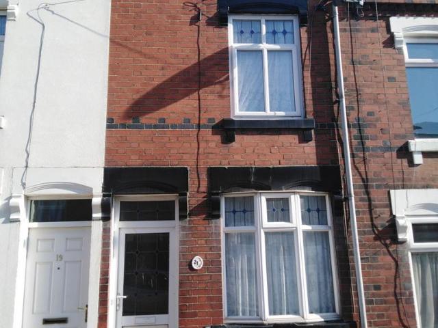 2 bedroom terraced house for sale
