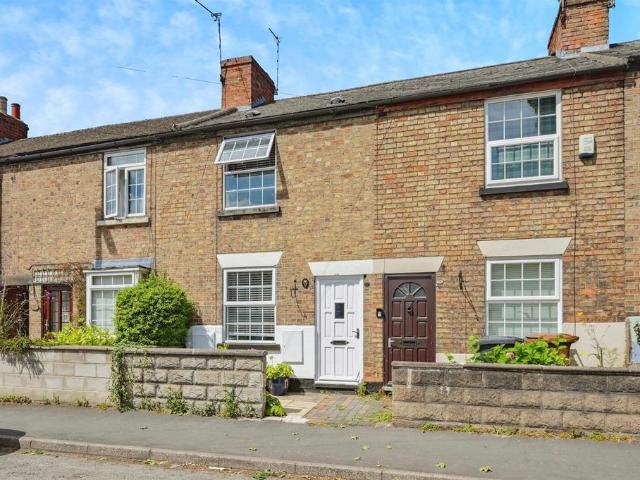 2 bedroom terraced house for sale
