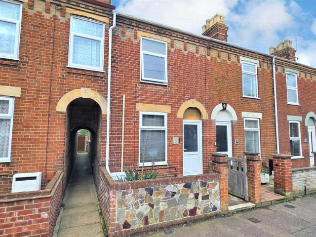 2 bedroom terraced house for sale