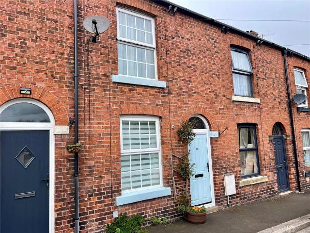 2 bedroom terraced house for sale