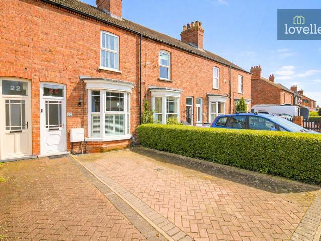 2 bedroom terraced house for sale