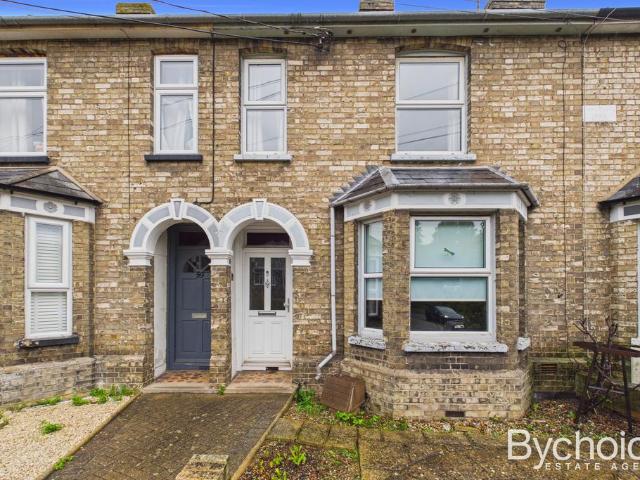 2 bedroom terraced house for sale