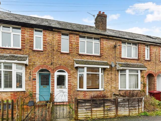 2 bedroom terraced house for sale