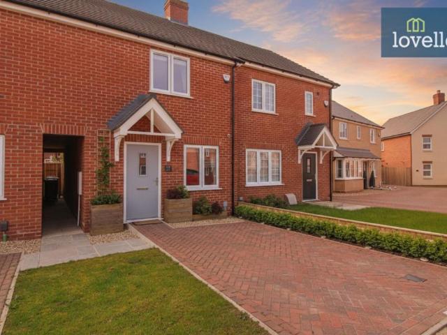 2 bedroom terraced house for sale