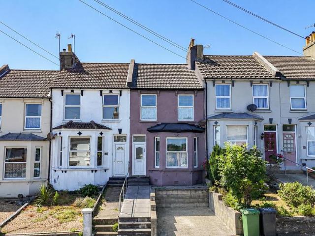 2 bedroom terraced house for sale