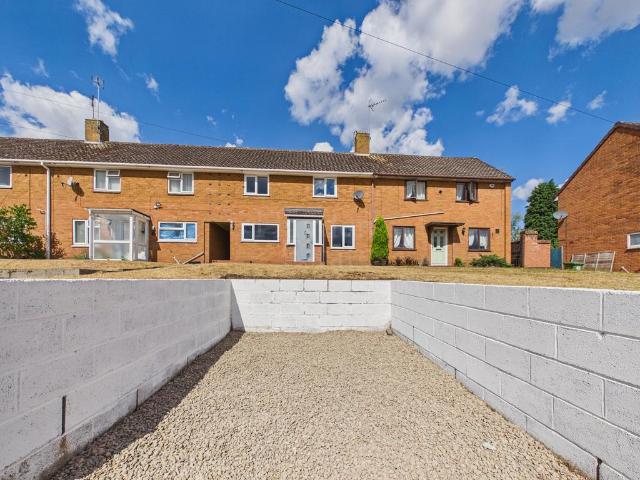 2 bedroom terraced house for sale